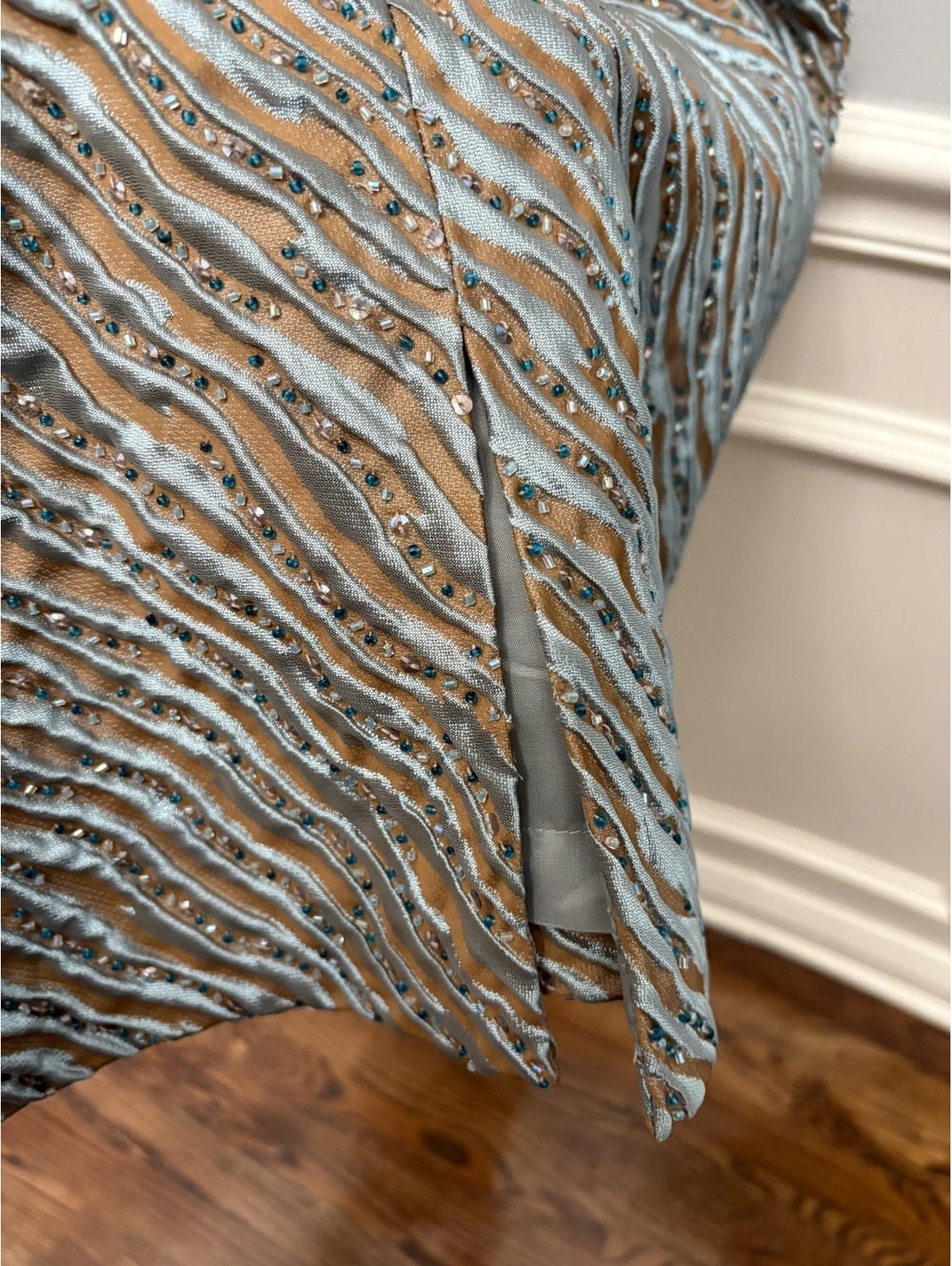 Carmen Marc Valvo Signature Metallic Sequin Wavy Strapless Cocktail Mini Dress 4 - Picture 5 of 9